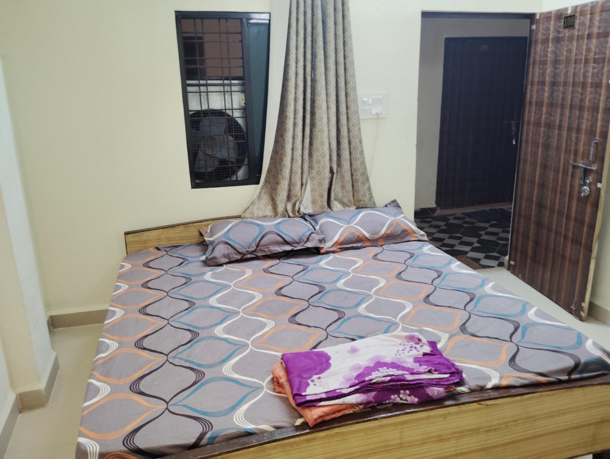 Hotel Shri Ram Palace Rewa エクステリア 写真